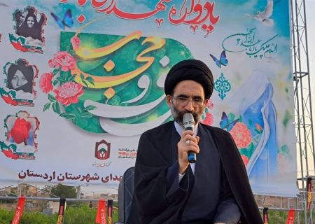 اردستان سلام،  قیام امام راحل فتنه را از کشور دور کرد